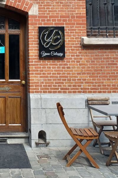 yann-culinary-restaurant-traiteur-de-luxe-accueil-section-votre-destination-culinaire-une-fusion-créative-des-saveurs-audacieuses-image-droite